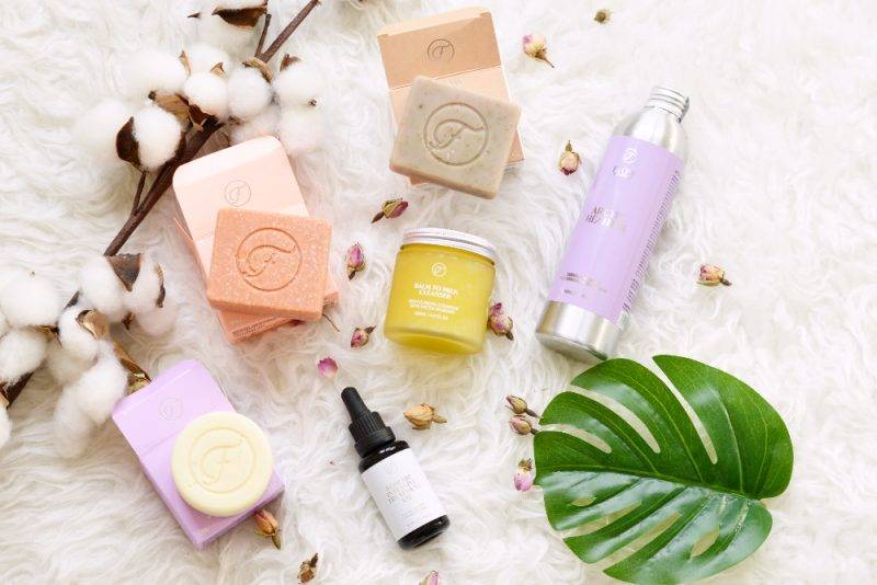 flow cosmetics