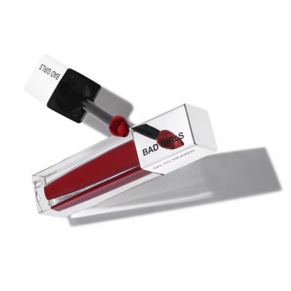 Langdurig matte vloeibare lippenstift